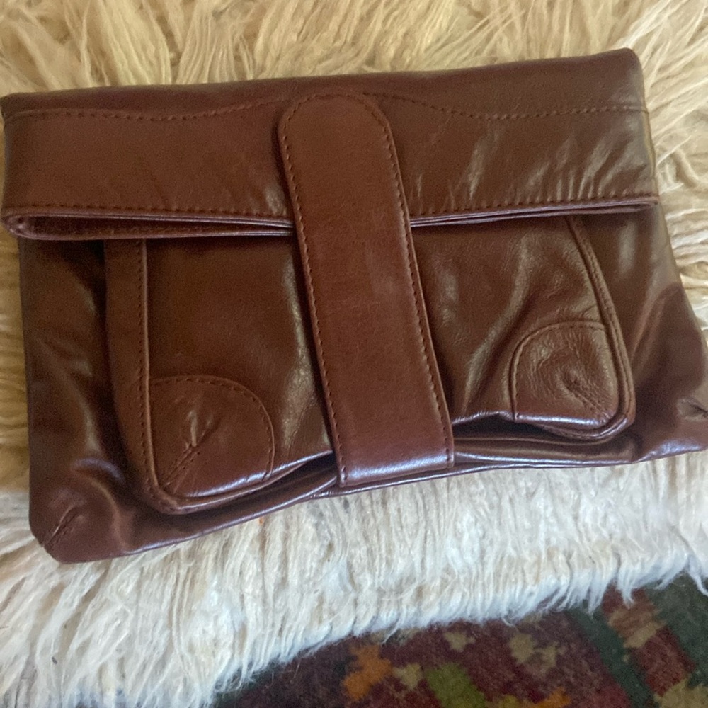 Latico clutch